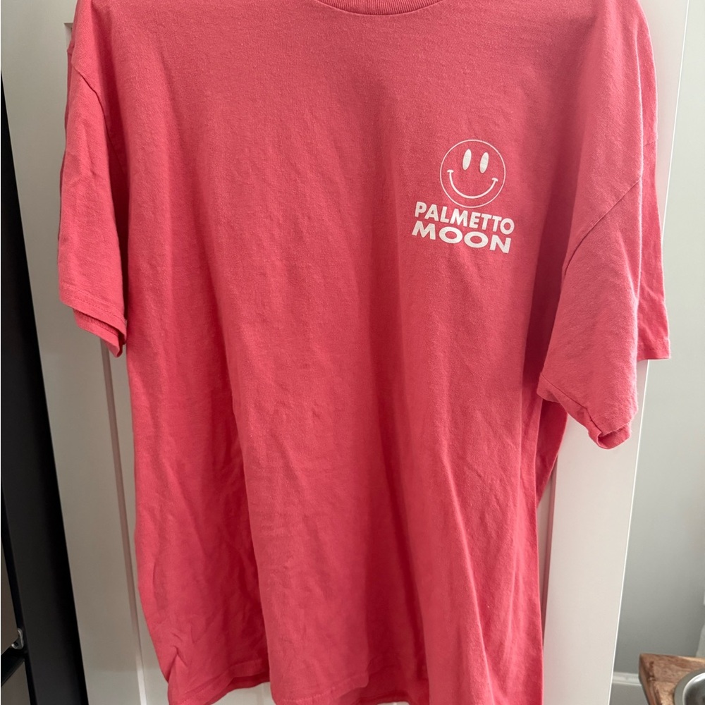 Gildan Pink Graphic T-Shirt